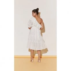 By Malina Clementine Dress White -Tilbud miinto Butikk unnamed file 3018