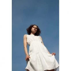 SANSU Sophia Dress White -Tilbud miinto Butikk unnamed file 3101